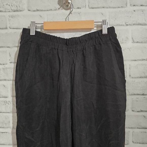 EUC Amour Vert Henri Cupro Jogger Black size S - Picture 8 of 11